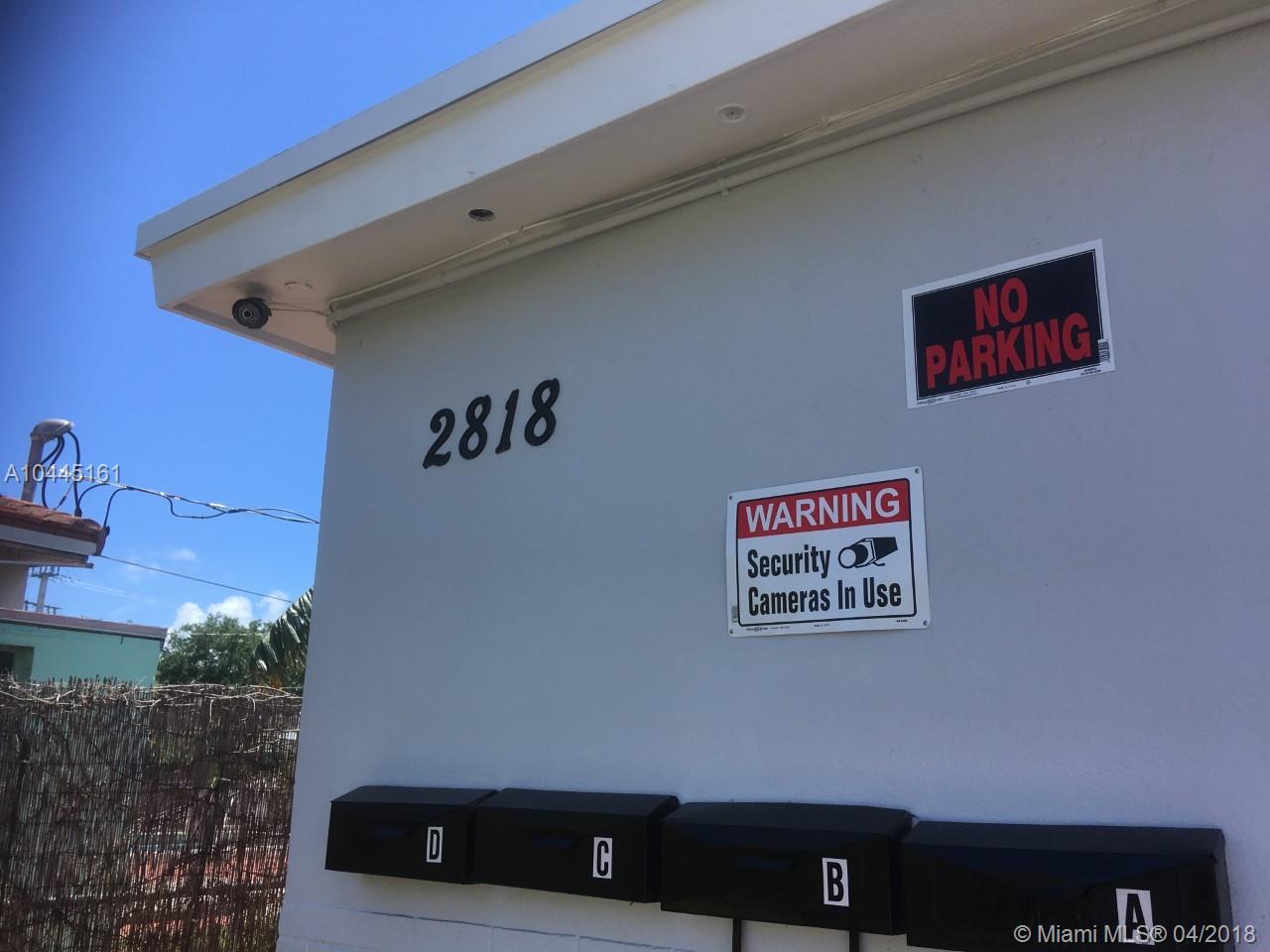 HOLLYWOOD LITTLE RANCHES - Residential Lease