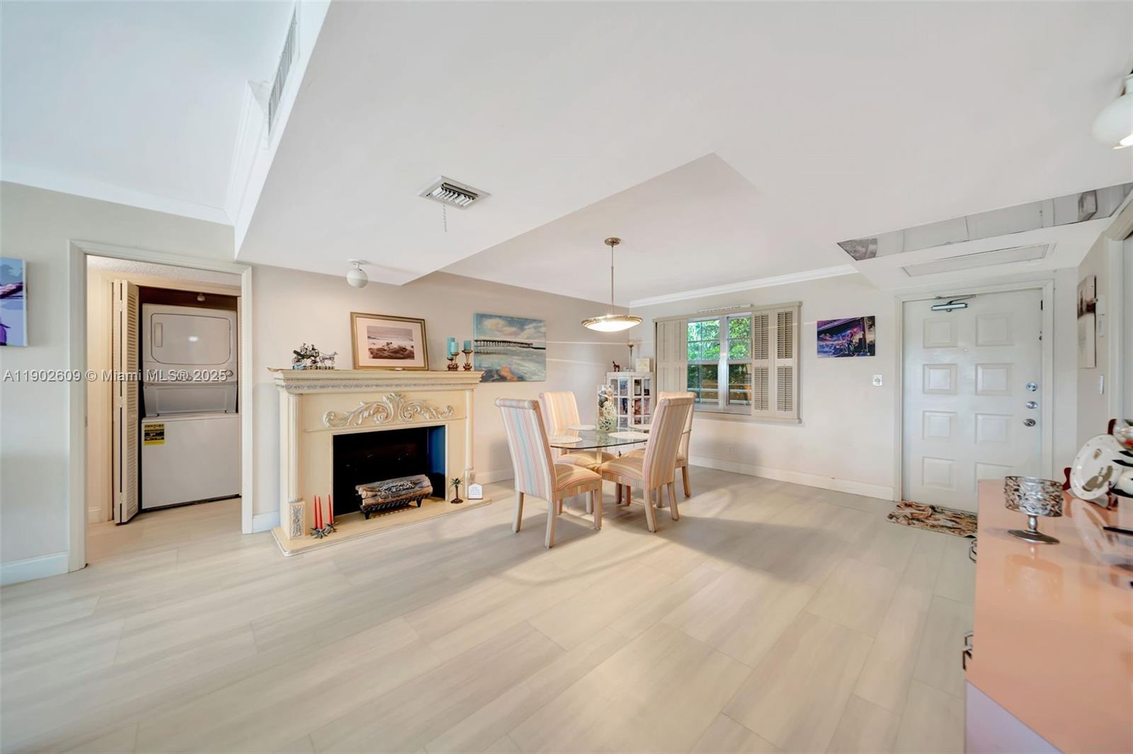 NO 79 PALM-AIRE COUNTRY C - Residential