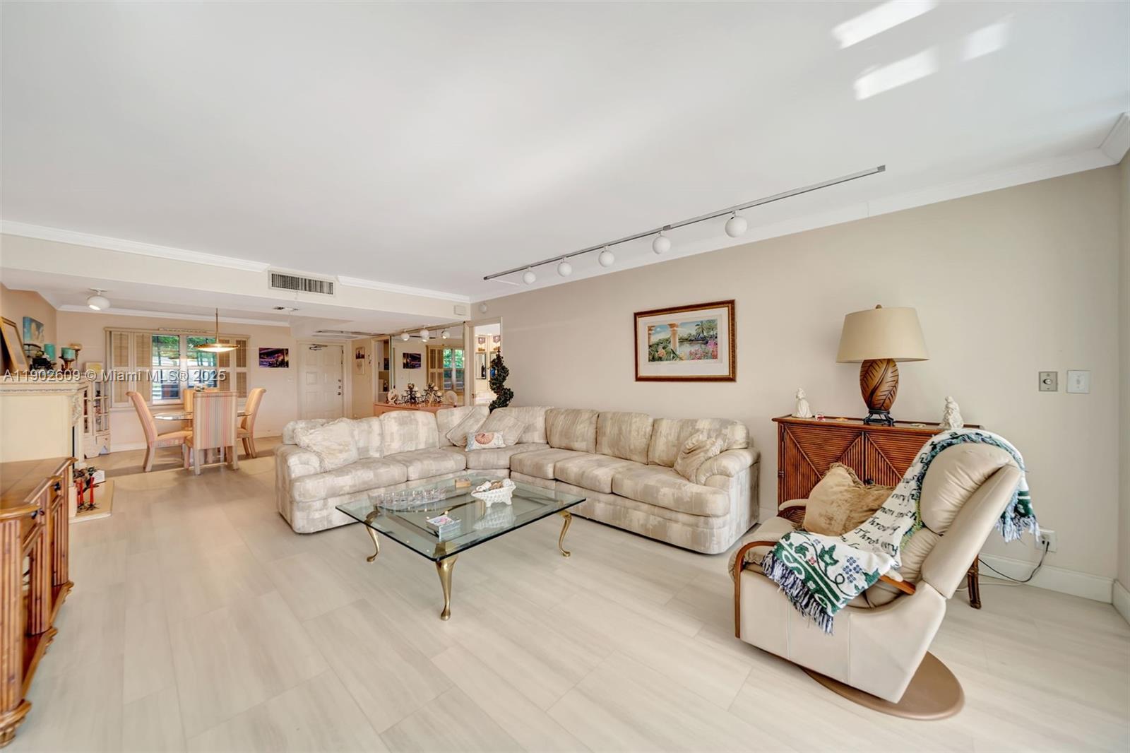 NO 79 PALM-AIRE COUNTRY C - Residential