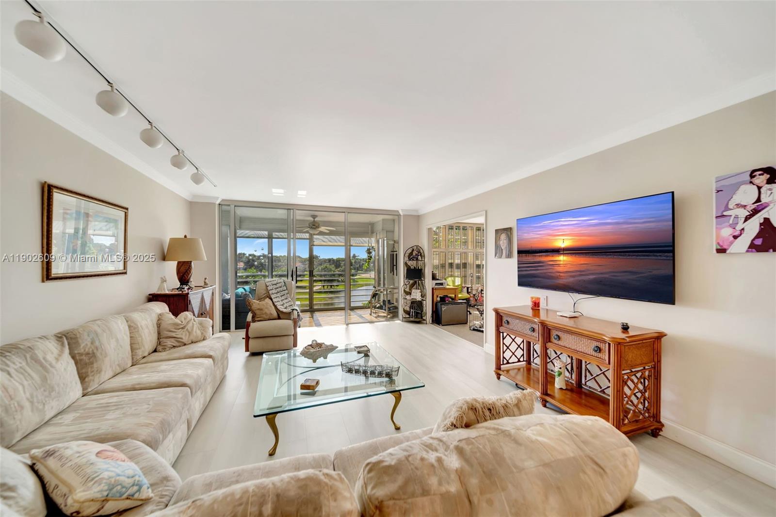 NO 79 PALM-AIRE COUNTRY C - Residential