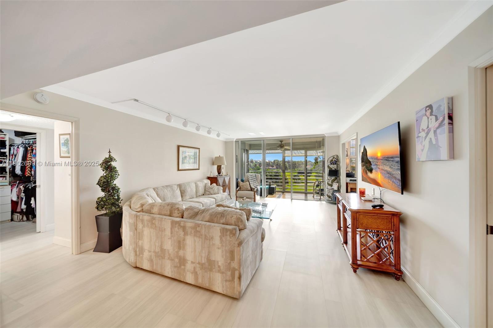 NO 79 PALM-AIRE COUNTRY C - Residential