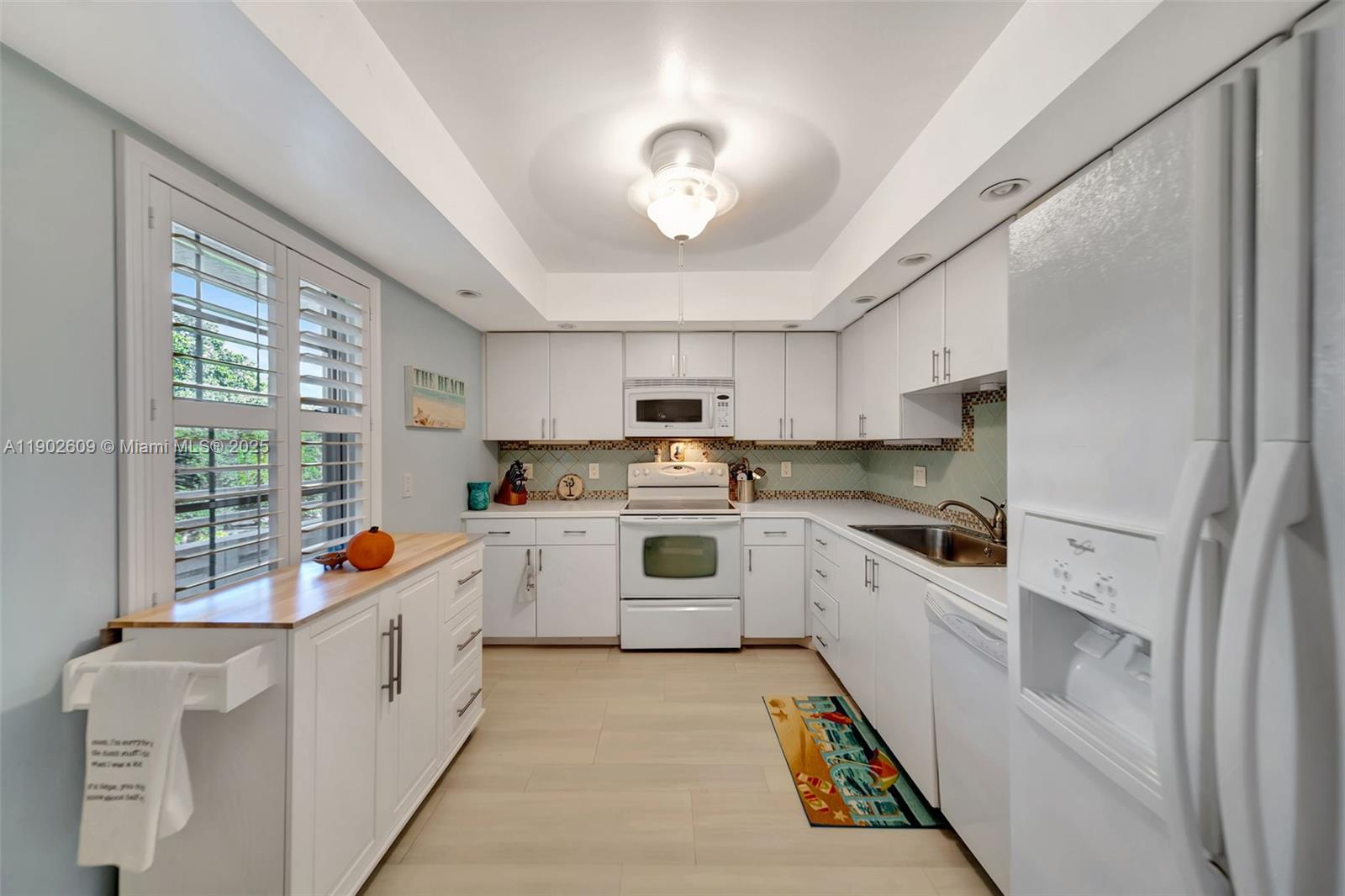 NO 79 PALM-AIRE COUNTRY C - Residential