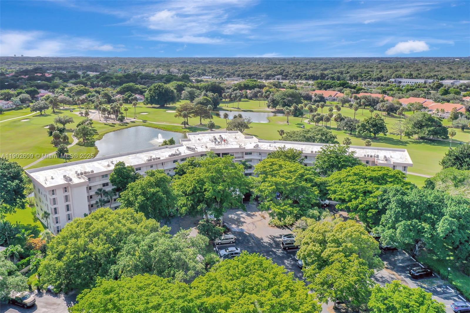 NO 79 PALM-AIRE COUNTRY C - Residential