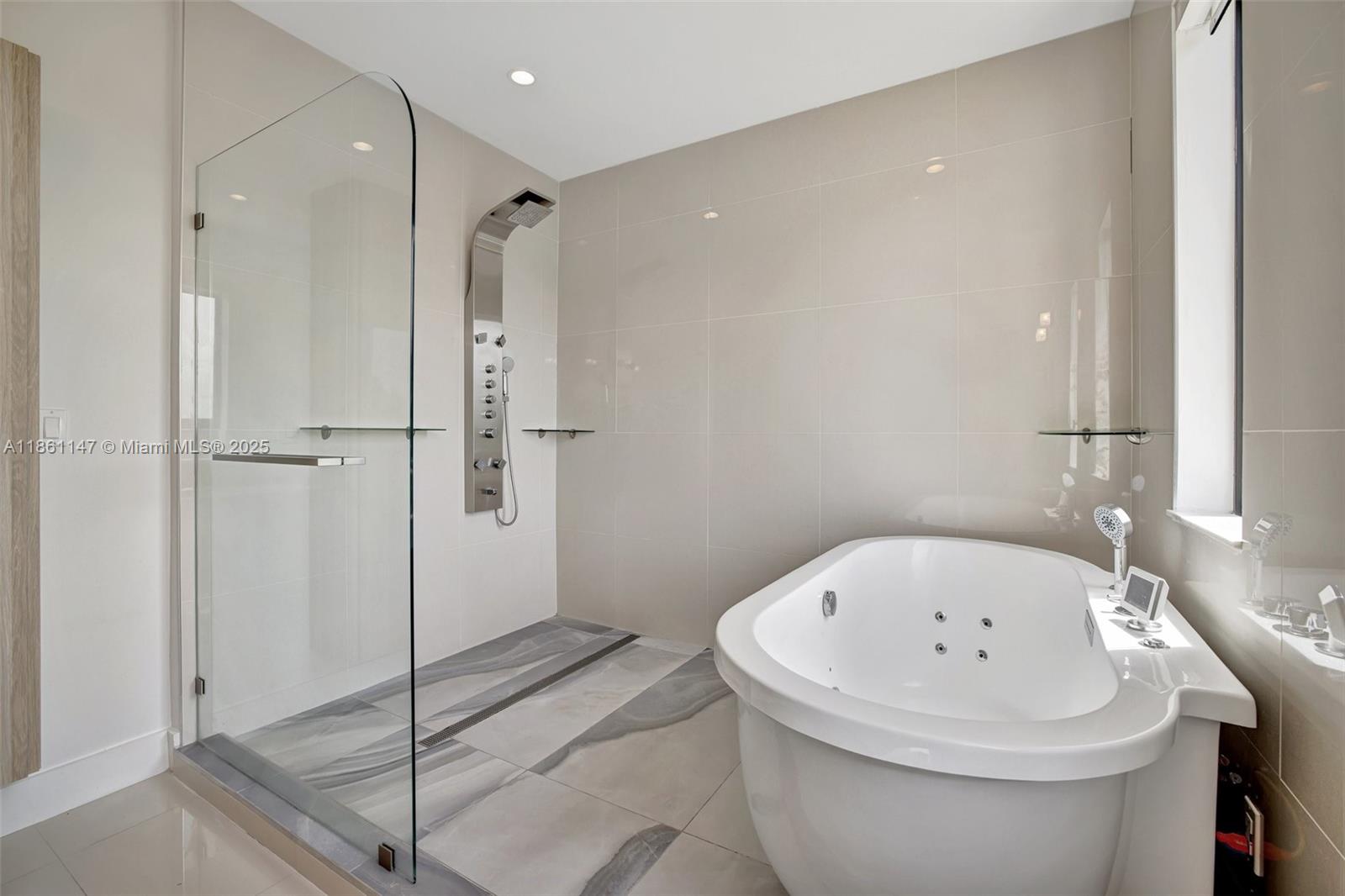 Koi Residences & Marina - Residential Lease