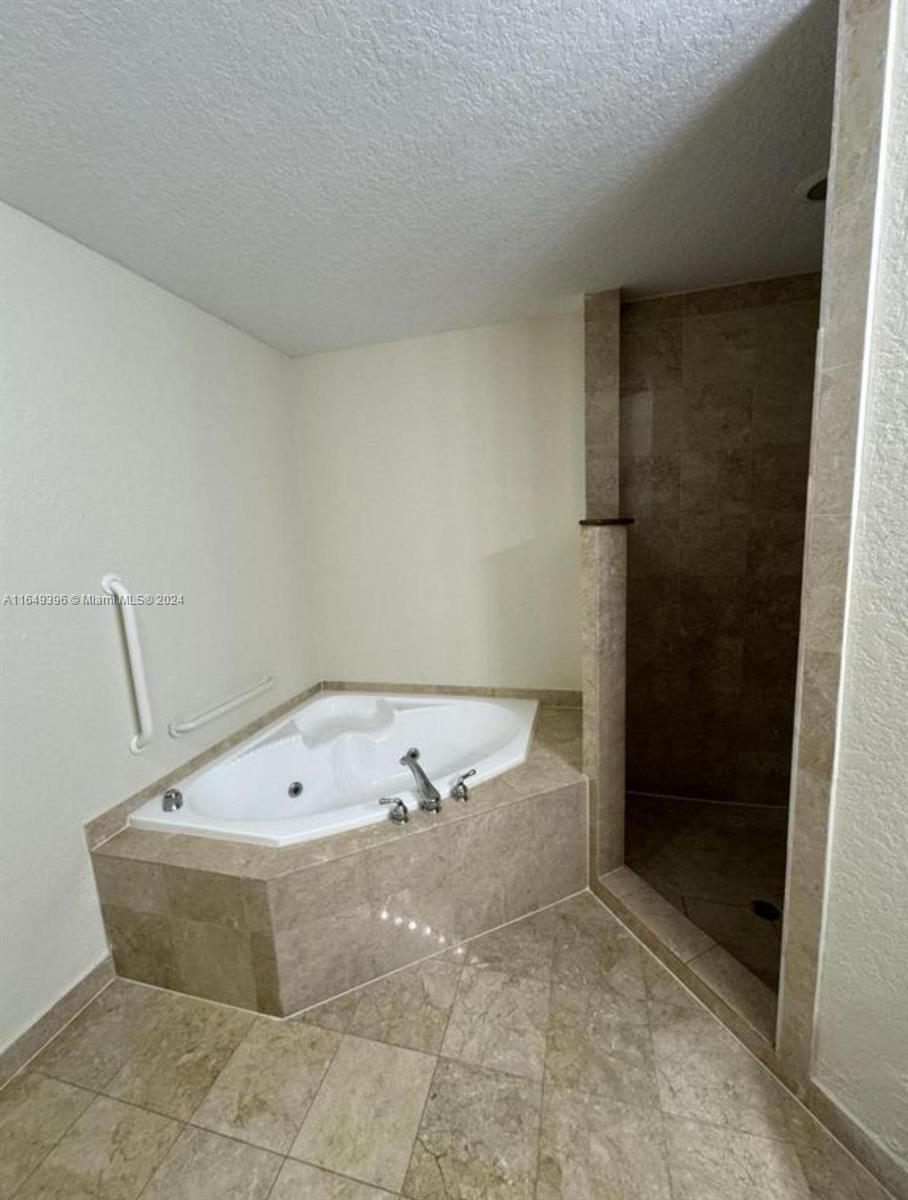 PARK PLACE CONDO - Residential
