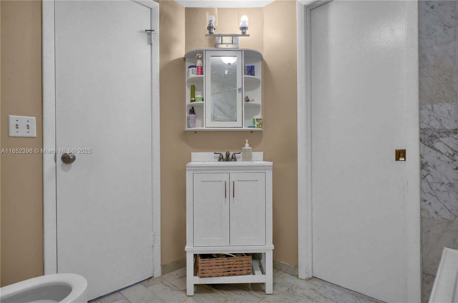 DADELAND COVE SEC 2 - Residential