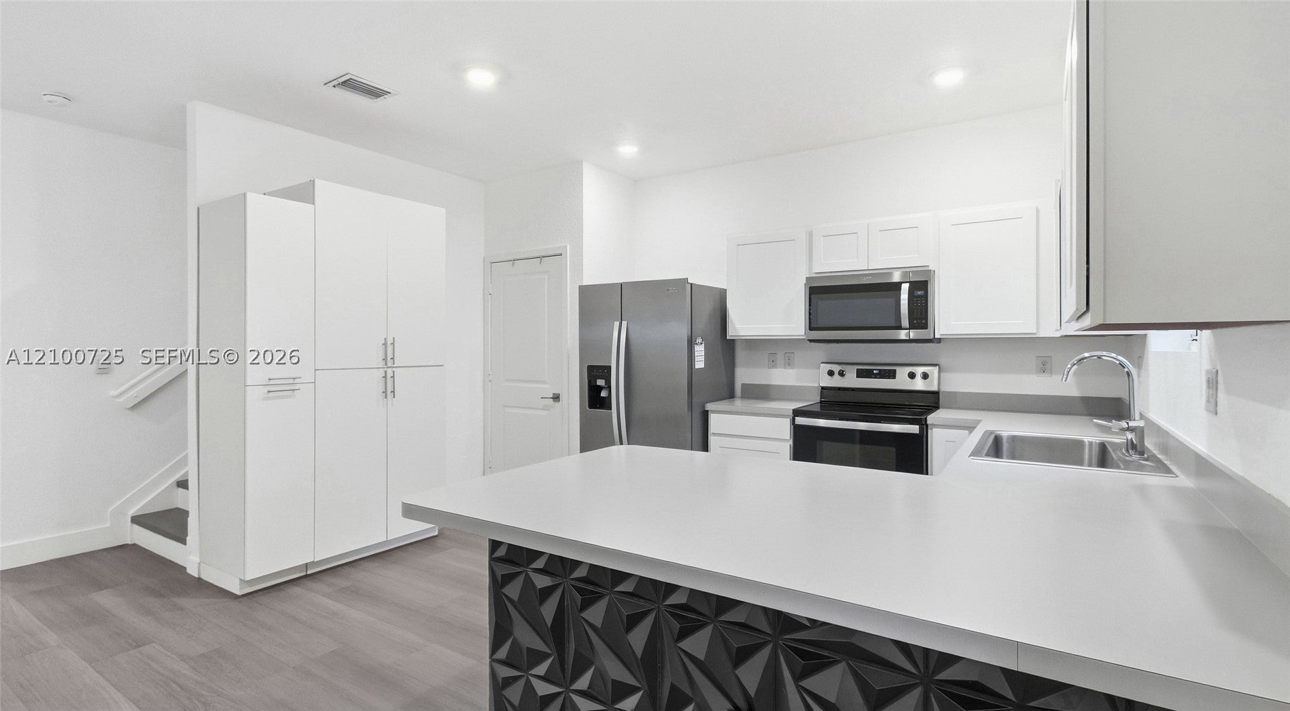 1791 SE 9th Ter
