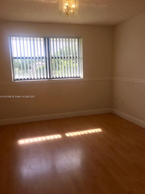 VILLAS DE VENEZIA - Residential Lease