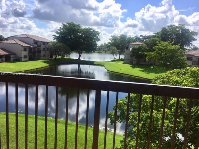 VILLAS DE VENEZIA - Residential Lease