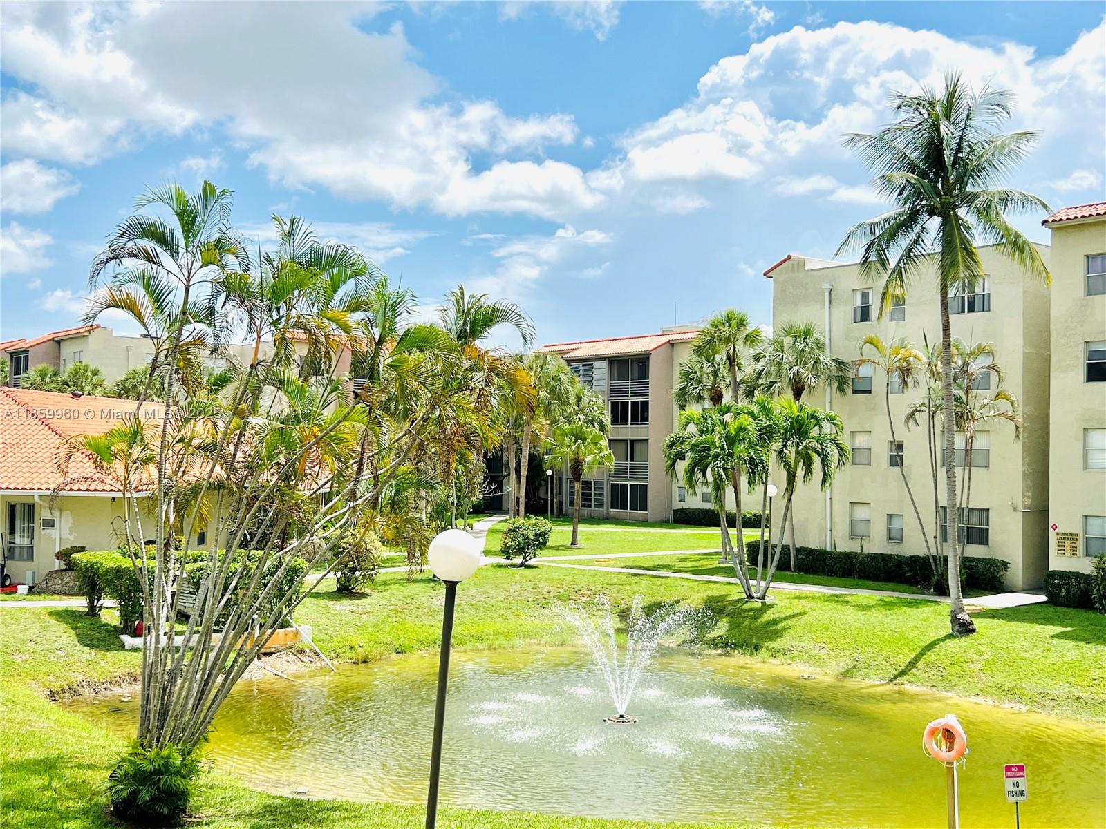 COURTYARDS OF BROWARD CON - Residential