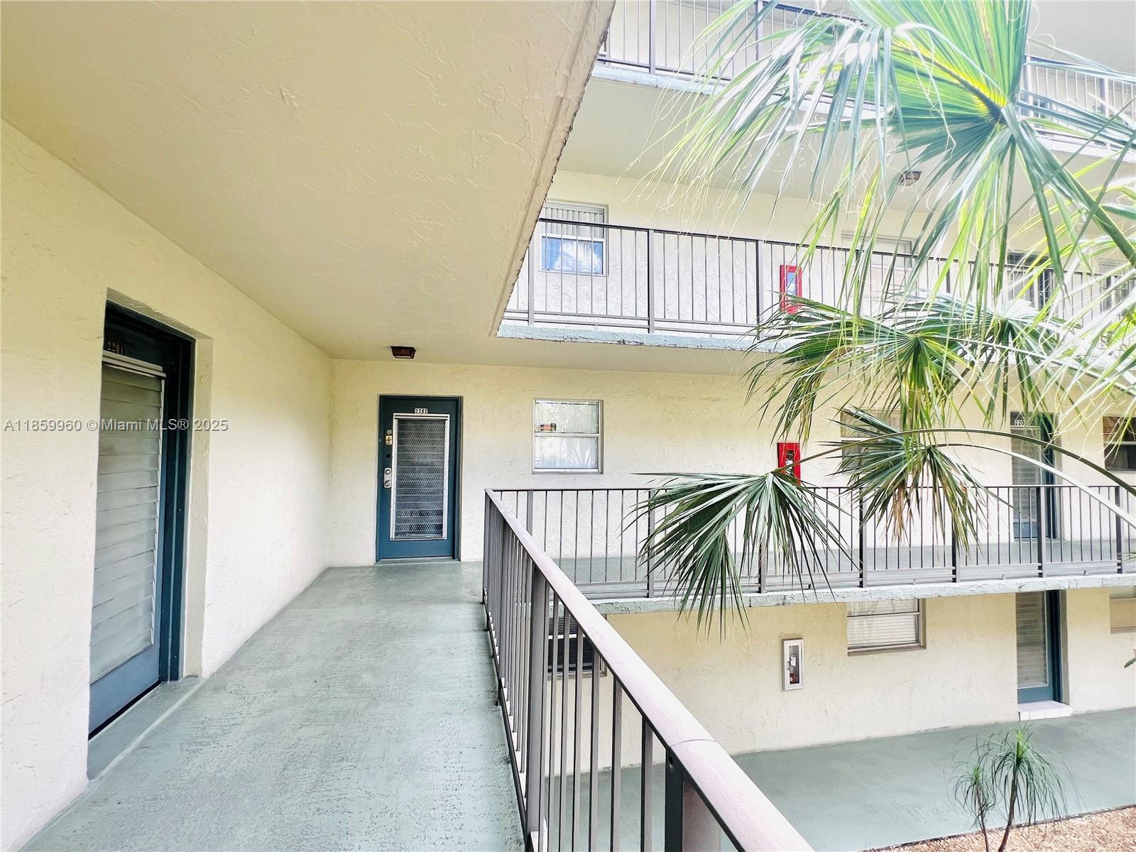 COURTYARDS OF BROWARD CON - Residential