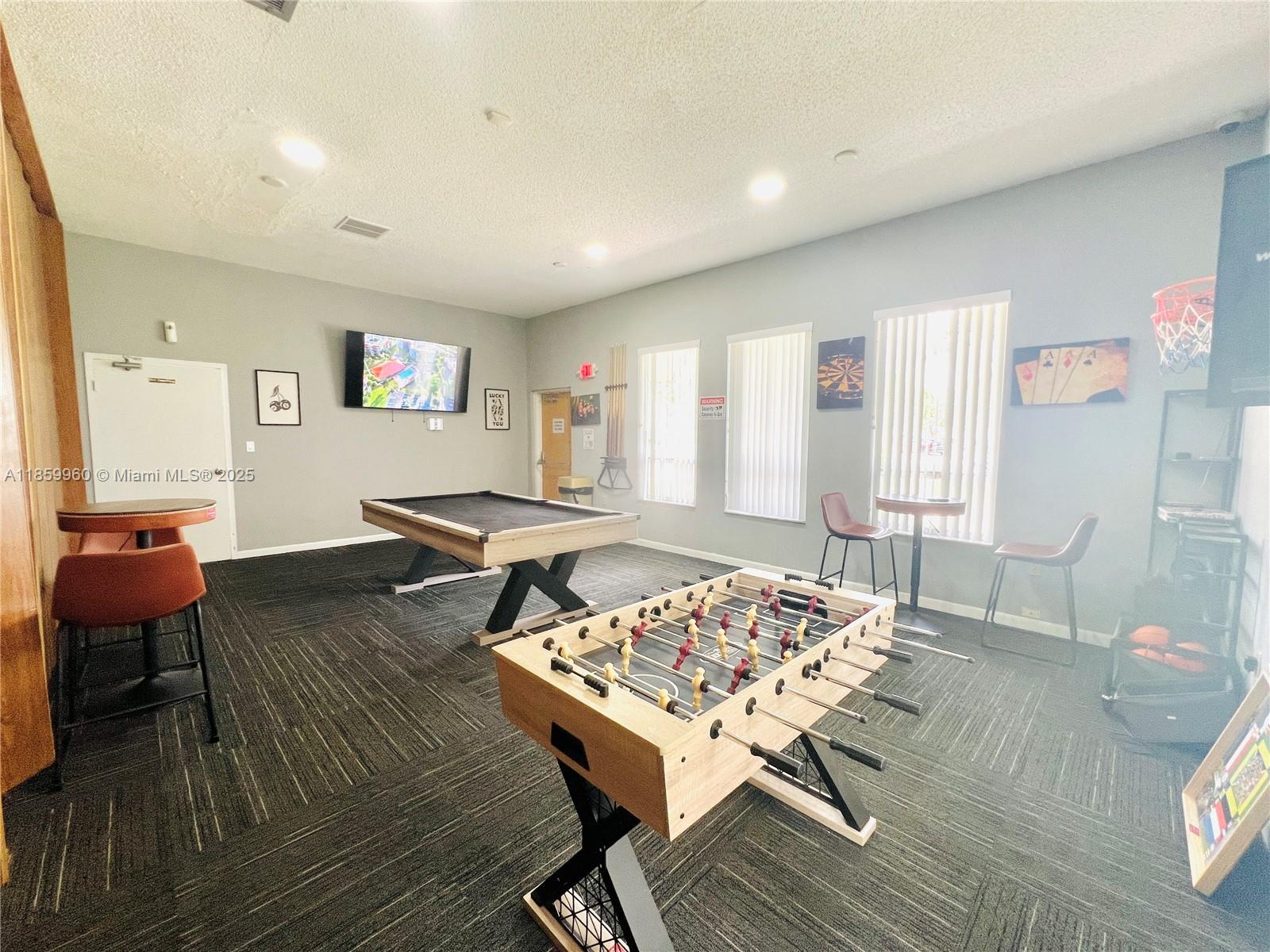 COURTYARDS OF BROWARD CON - Residential