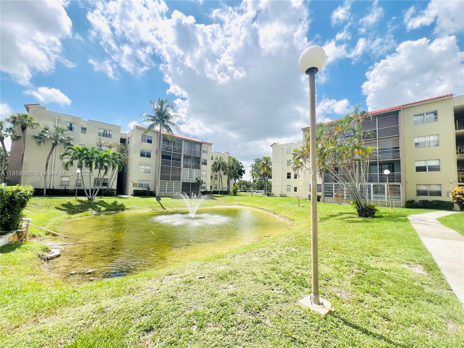 COURTYARDS OF BROWARD CON - Residential