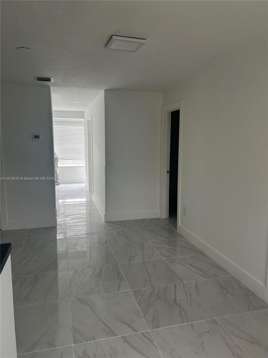 HIALEAH 11TH ADDN - Residential Lease