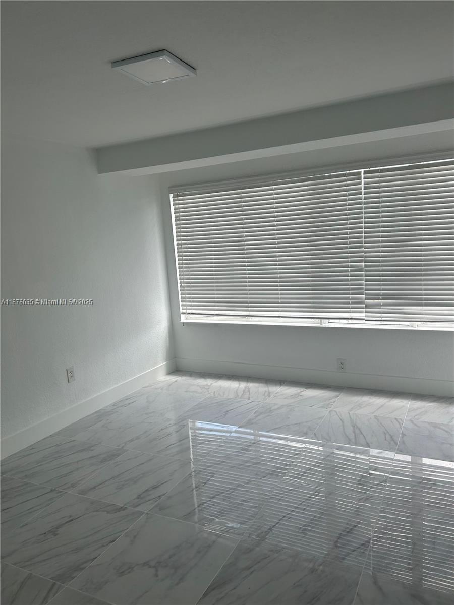 HIALEAH 11TH ADDN - Residential Lease