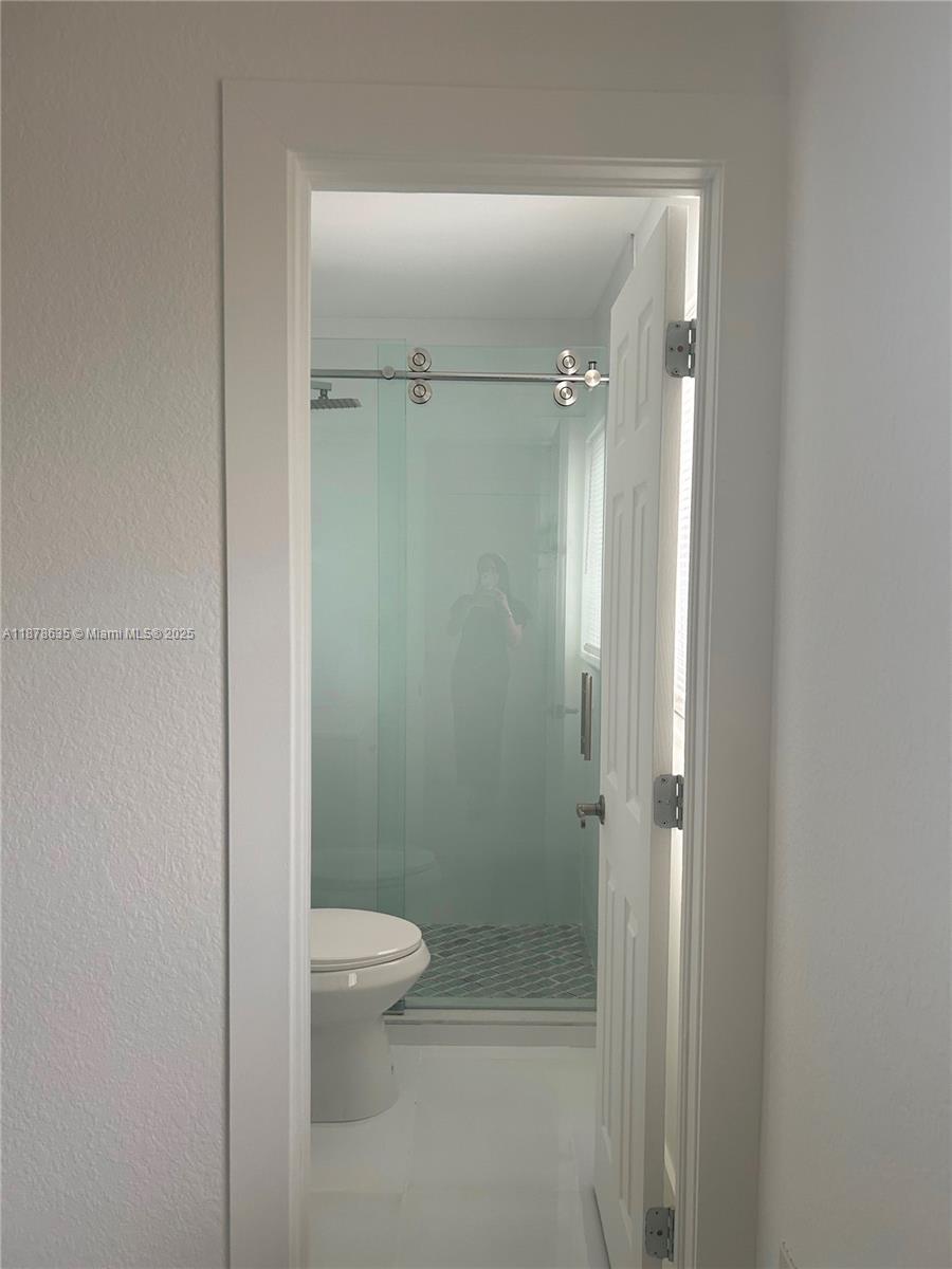 HIALEAH 11TH ADDN - Residential Lease