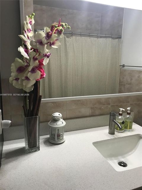 10794 N Kendall Dr B2 Miami FL 33176