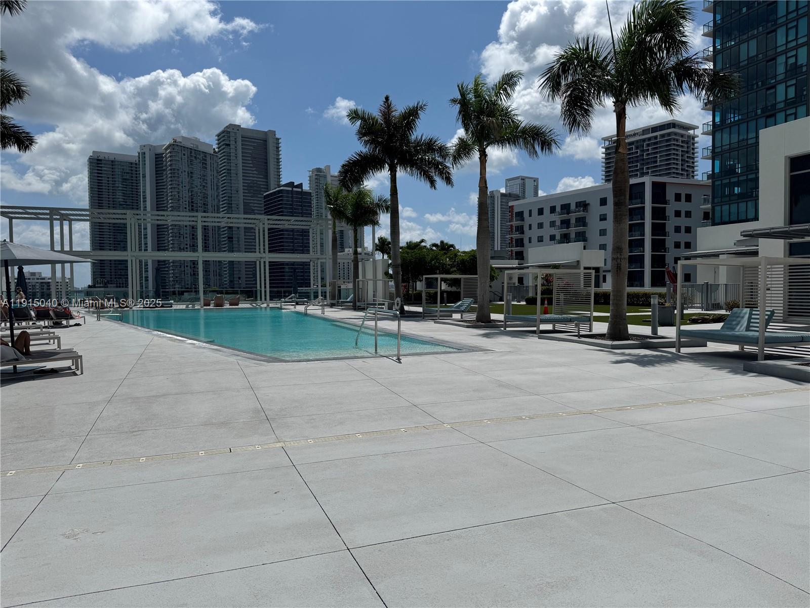 FOUR MIDTOWN MIAMI CONDO - Residential Lease