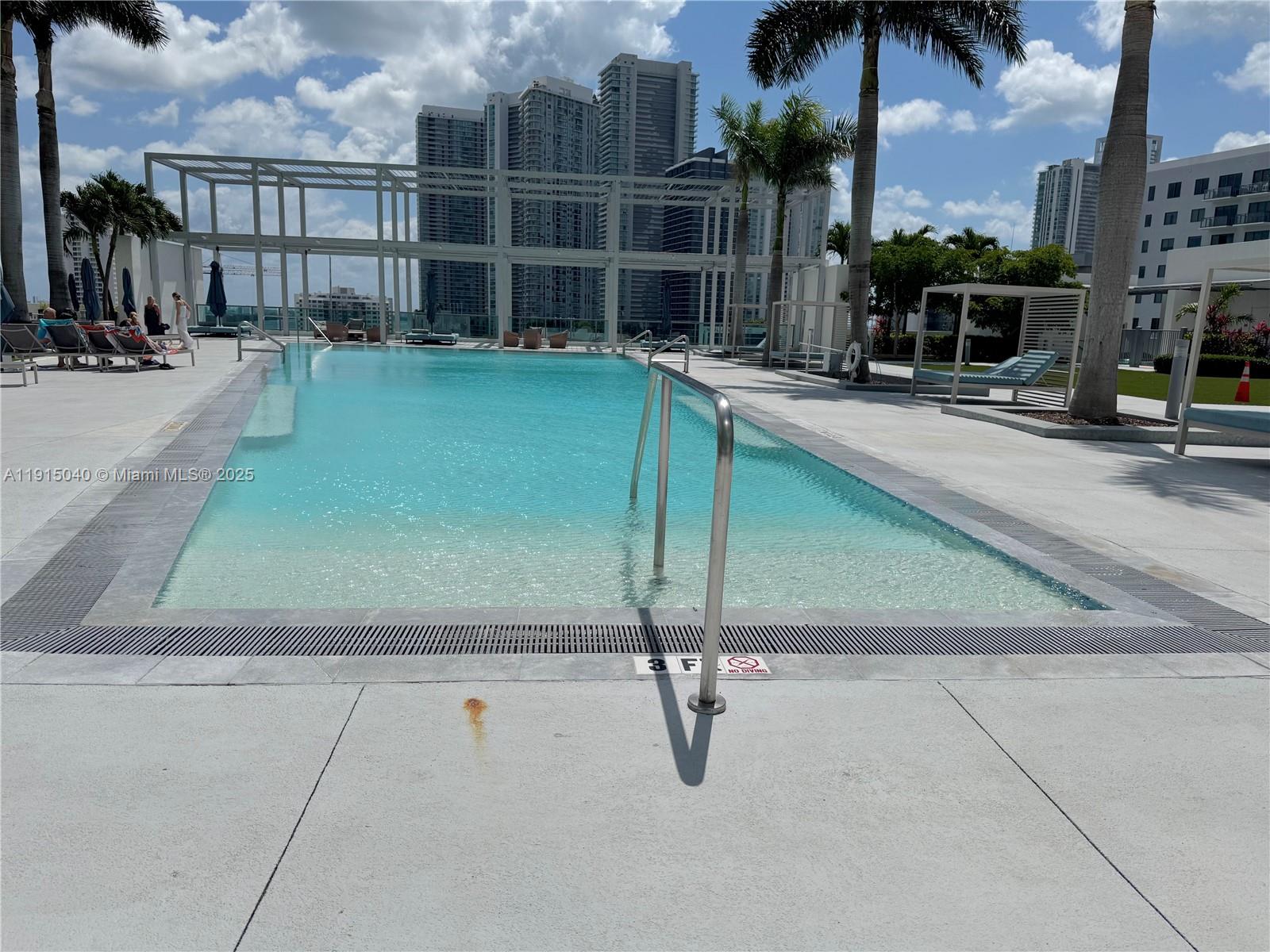 FOUR MIDTOWN MIAMI CONDO - Residential Lease