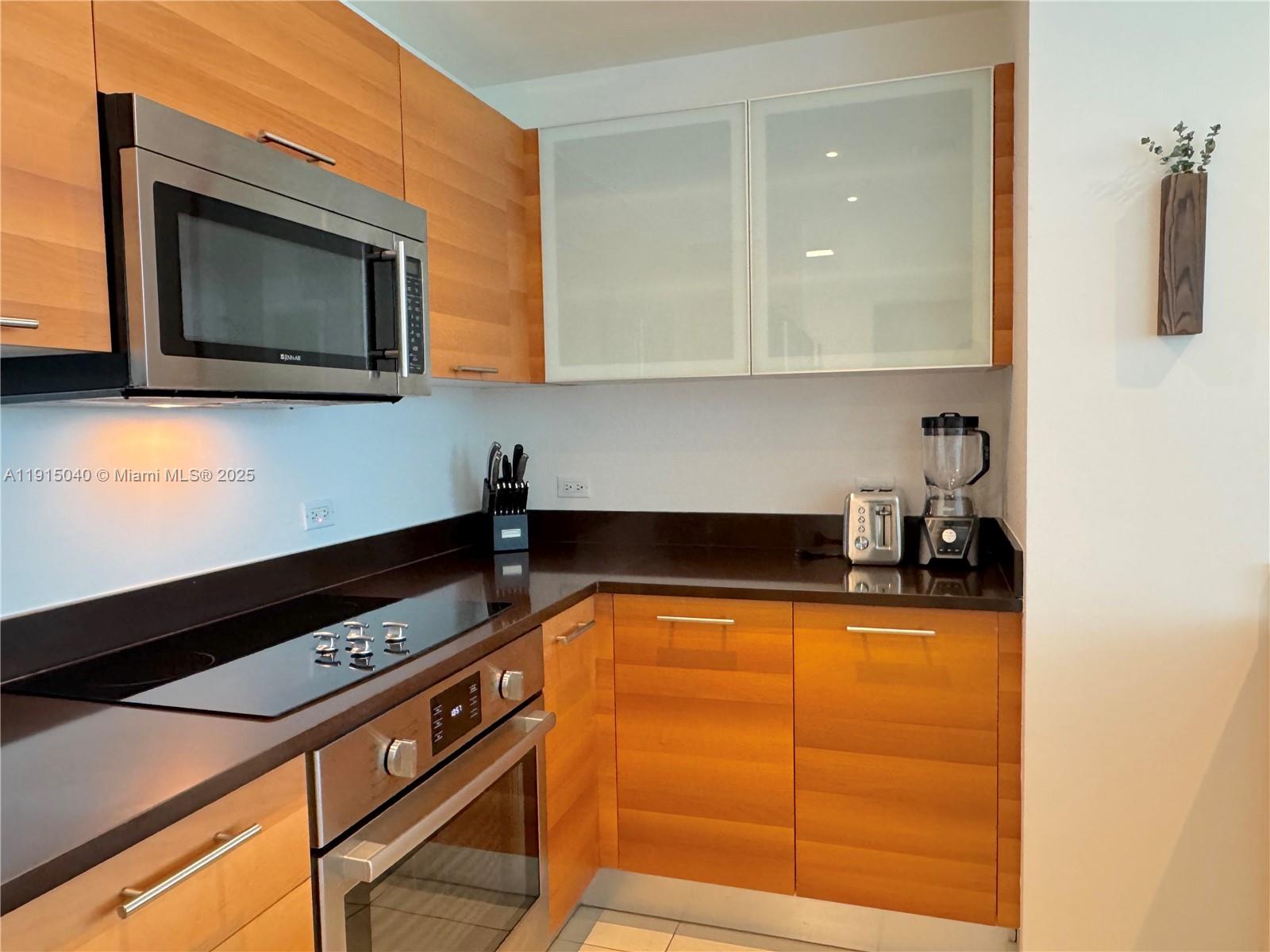 FOUR MIDTOWN MIAMI CONDO - Residential Lease