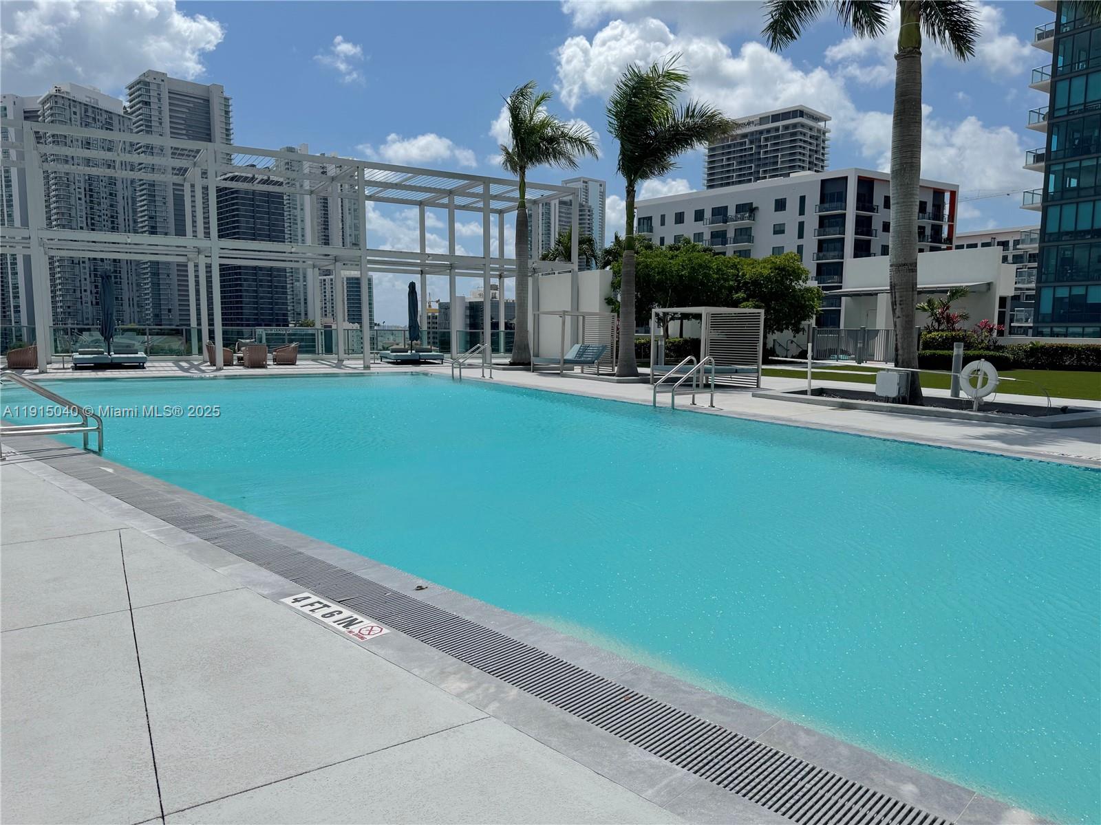 FOUR MIDTOWN MIAMI CONDO - Residential Lease