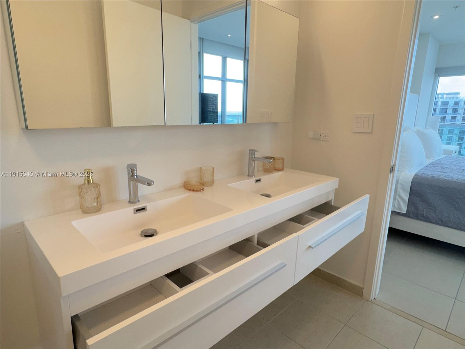 FOUR MIDTOWN MIAMI CONDO - Residential Lease
