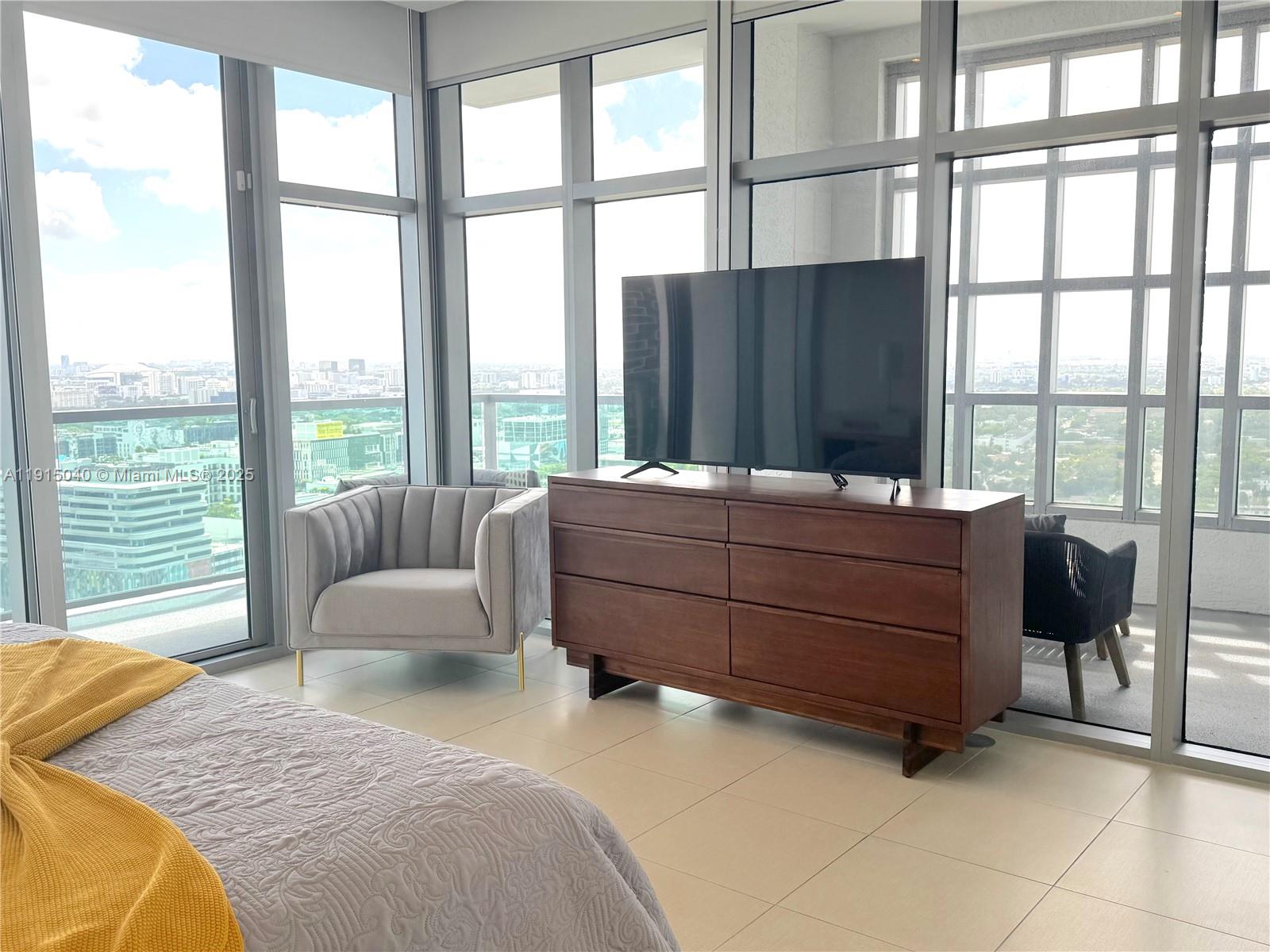 FOUR MIDTOWN MIAMI CONDO - Residential Lease