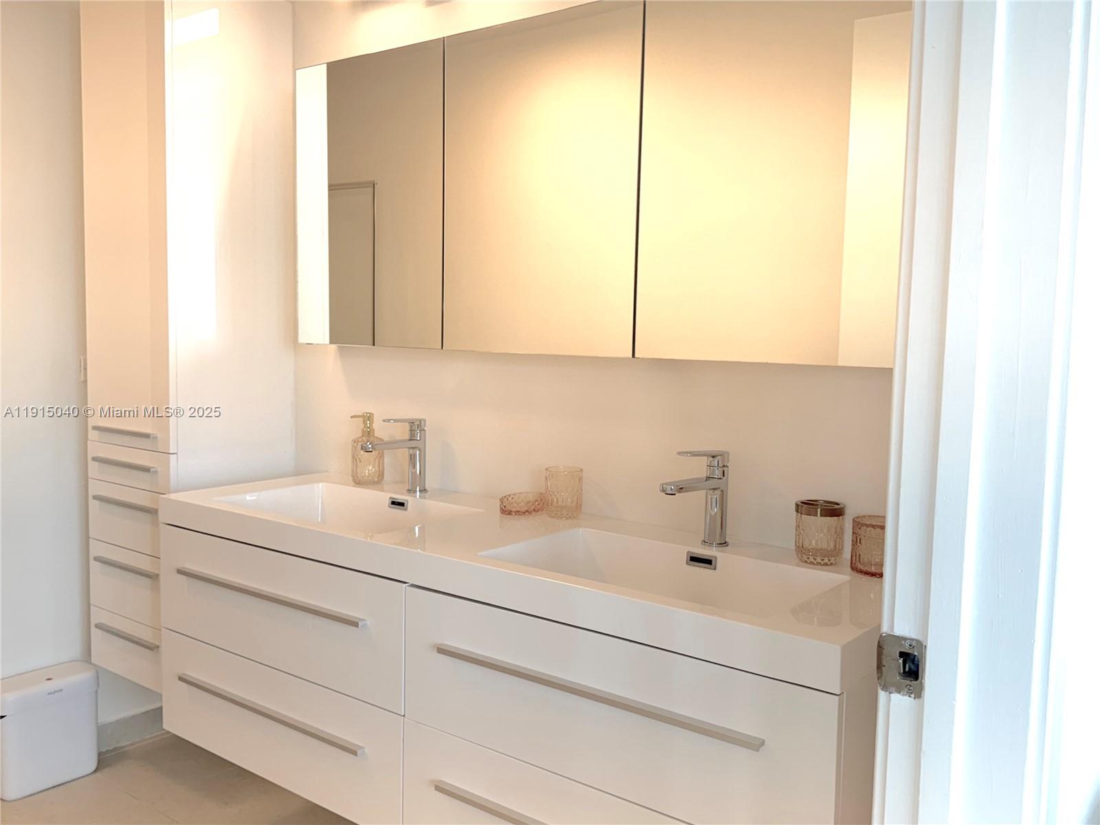 FOUR MIDTOWN MIAMI CONDO - Residential Lease