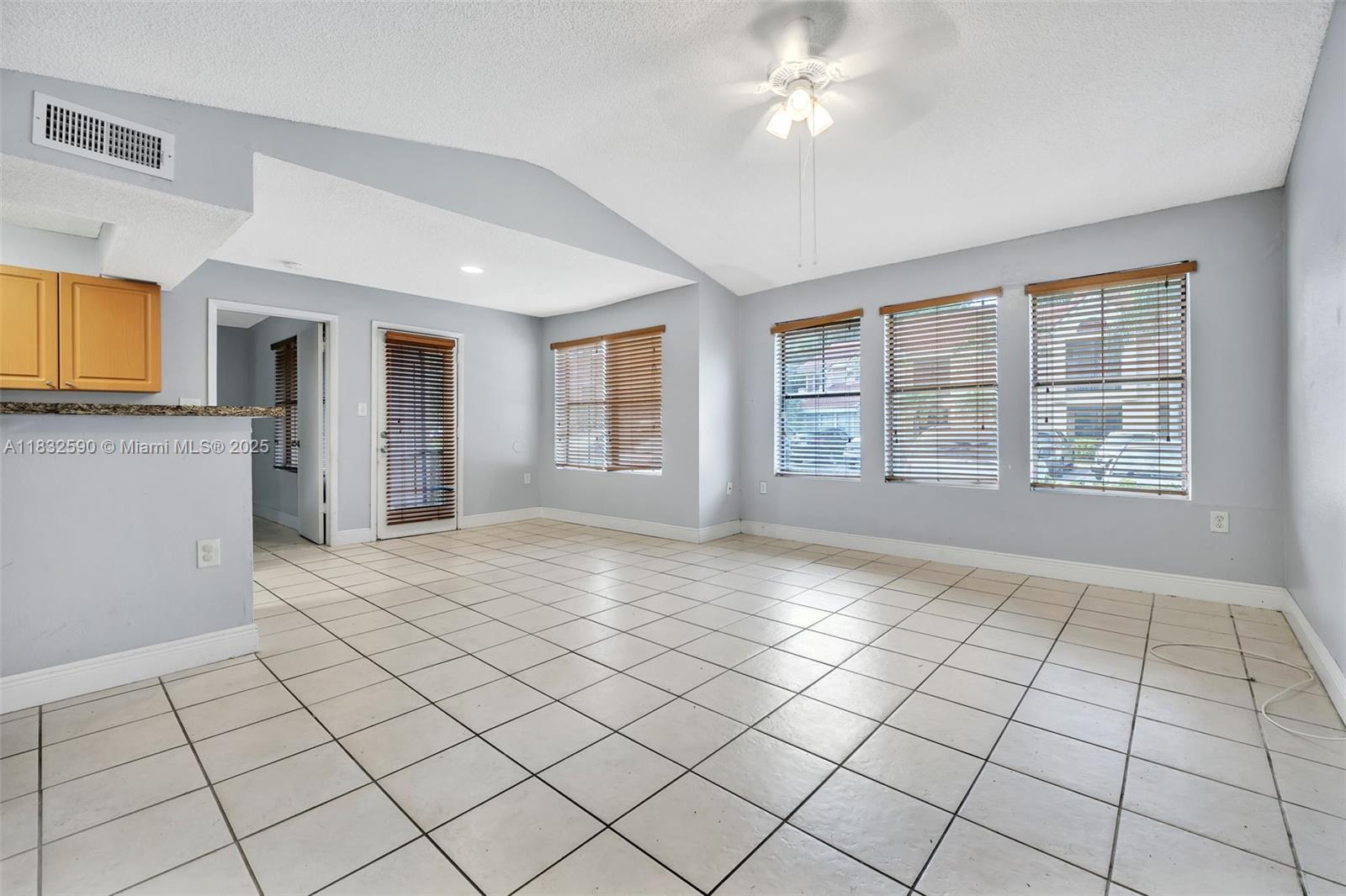 BISCAYNE BEACH CLUB CONDO - Residential