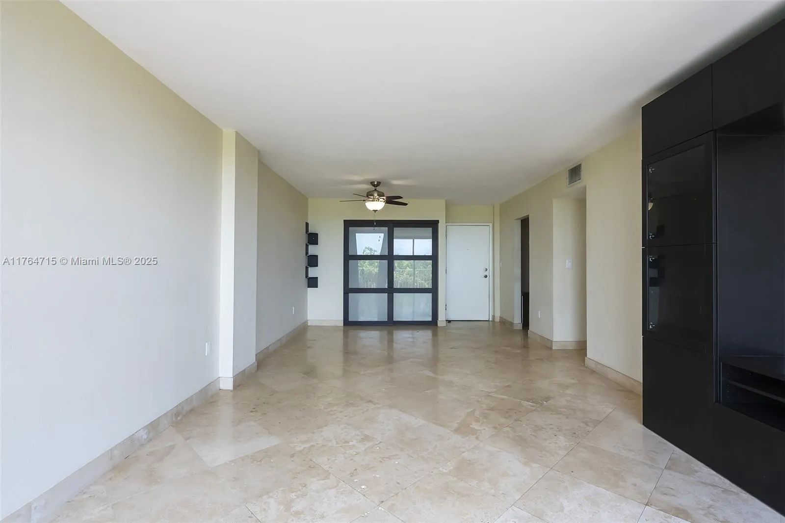 Miami, Florida 33176, United States, 2 Bedrooms Bedrooms, ,1 BathroomBathrooms,Residential,Active,91795