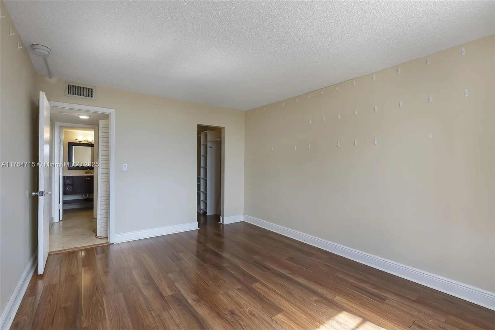 Miami, Florida 33176, United States, 2 Bedrooms Bedrooms, ,1 BathroomBathrooms,Residential,Active,91795