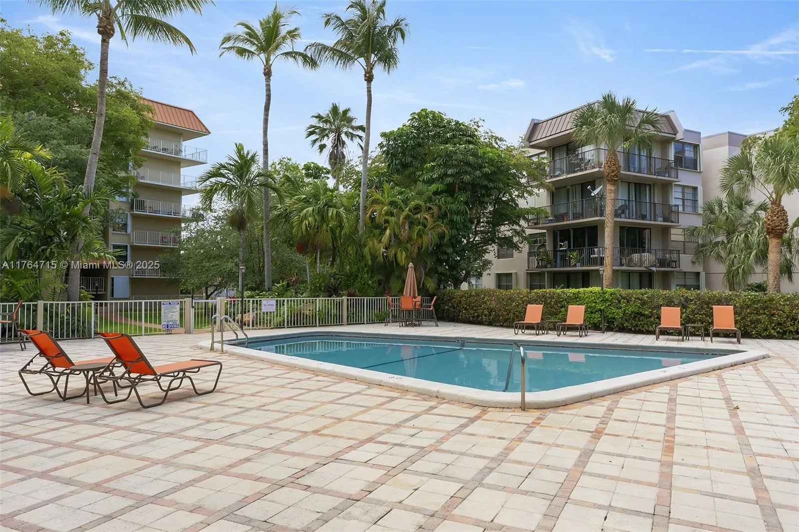 Miami, Florida 33176, United States, 2 Bedrooms Bedrooms, ,1 BathroomBathrooms,Residential,Active,91795