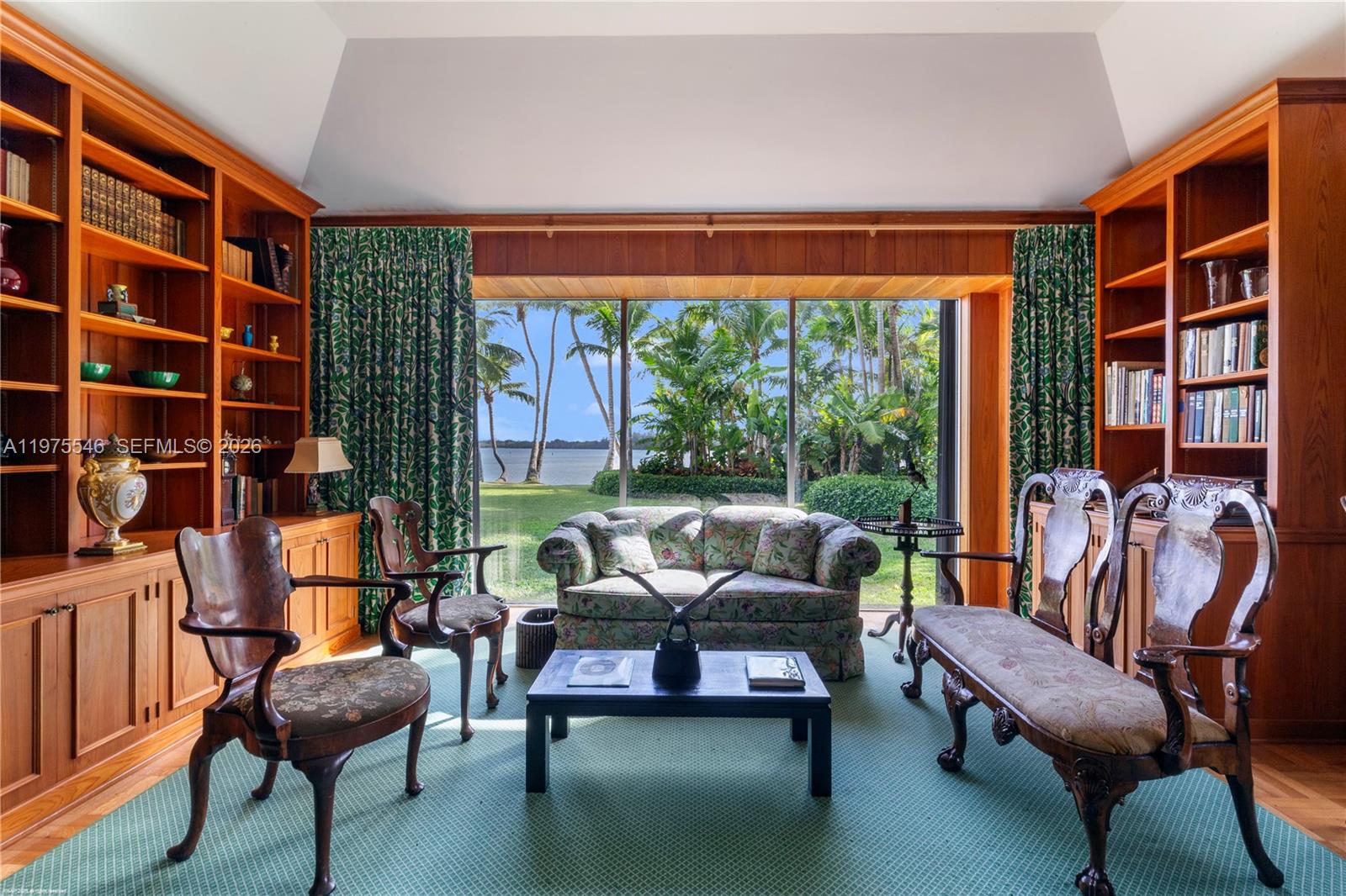 Jupiter Island - Residential