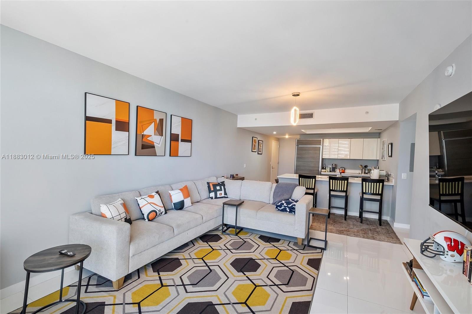 1100 MILLECENTO RESIDENCE - Residential Lease