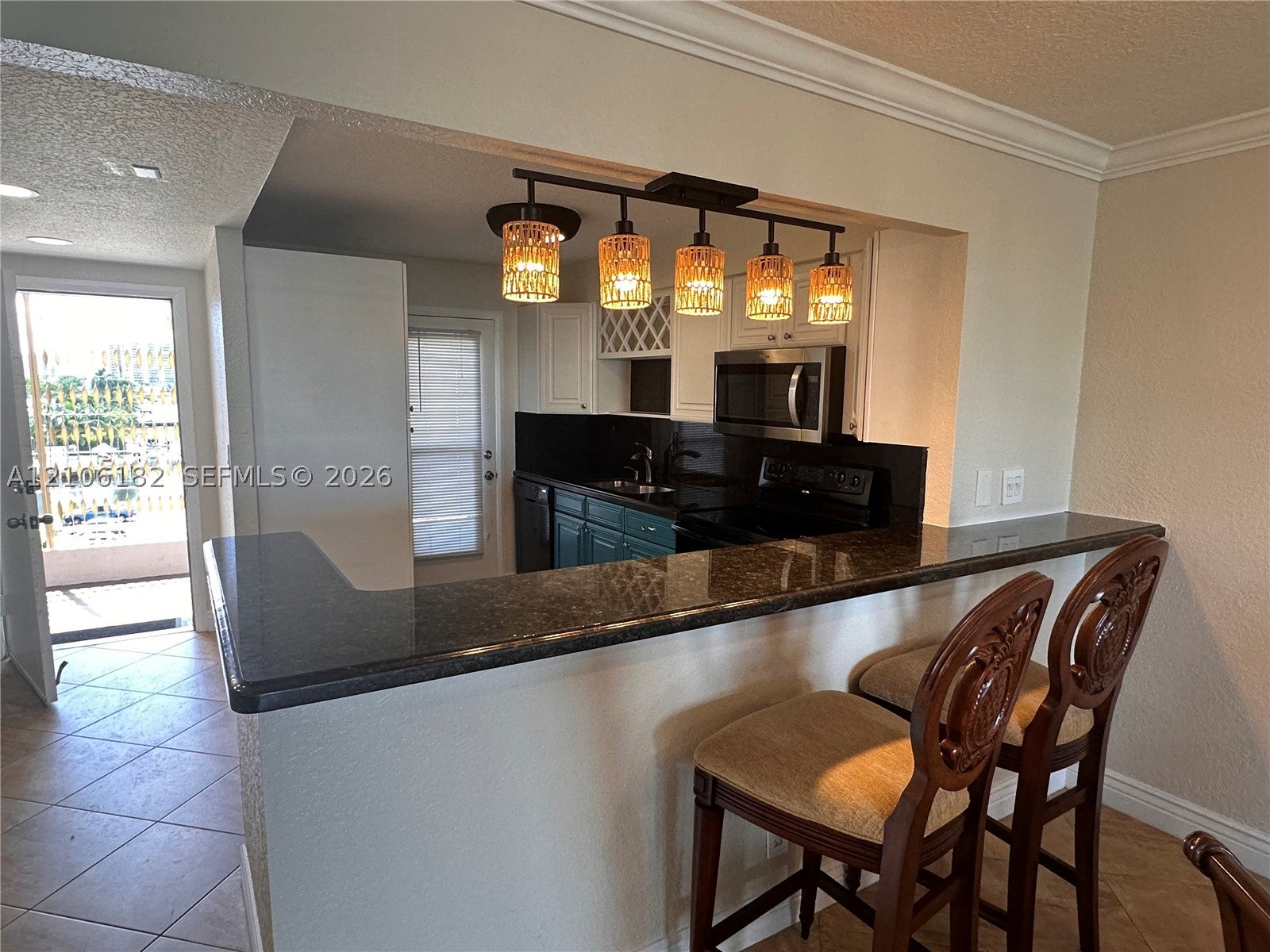 400 Golden Isles Dr 40
