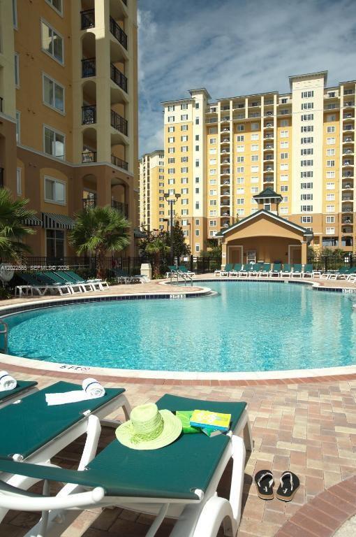 LAKE BUENA VISTA RESORT VI - Residential