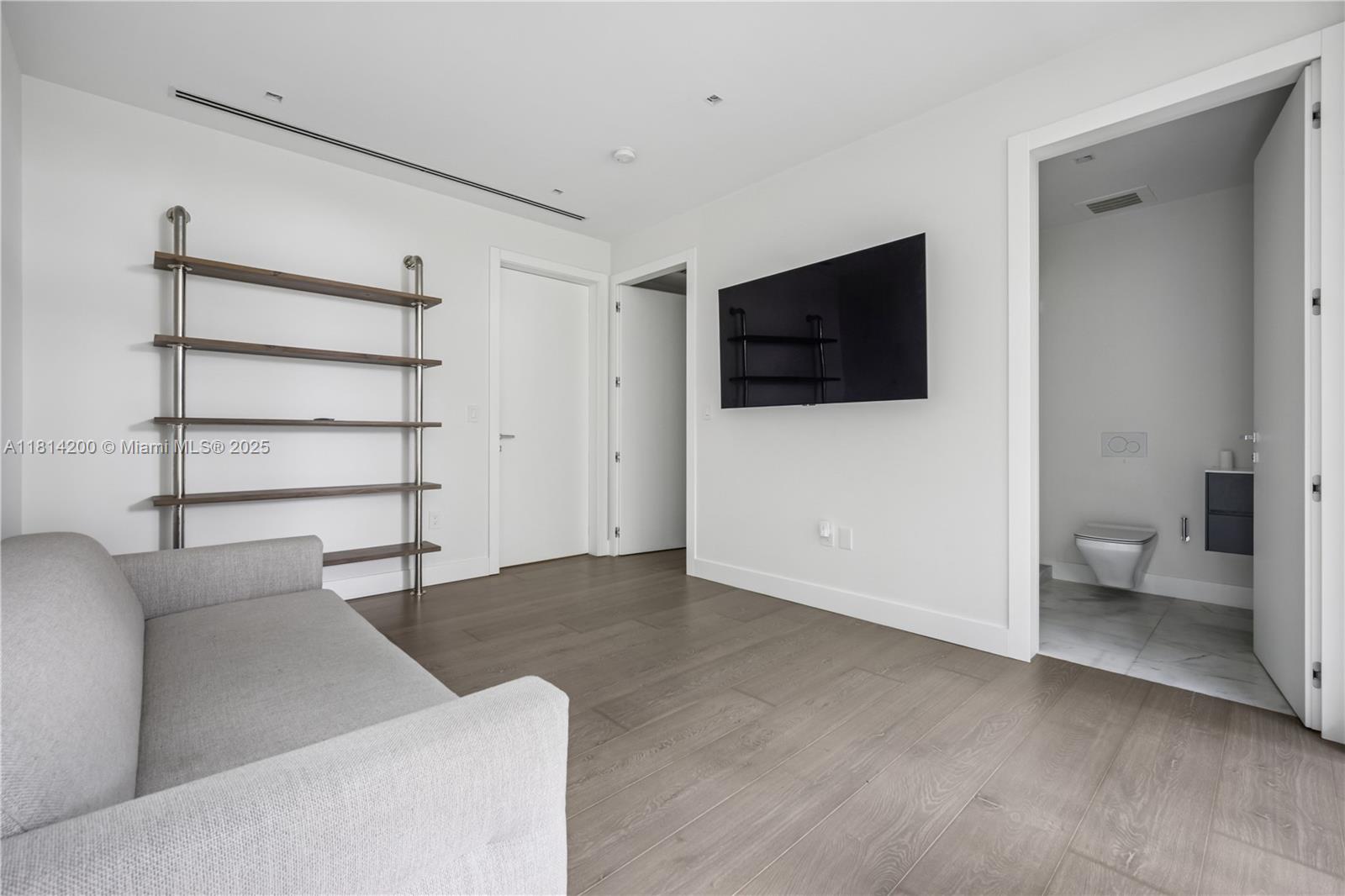 HIBISCUS ISLAND - Residential