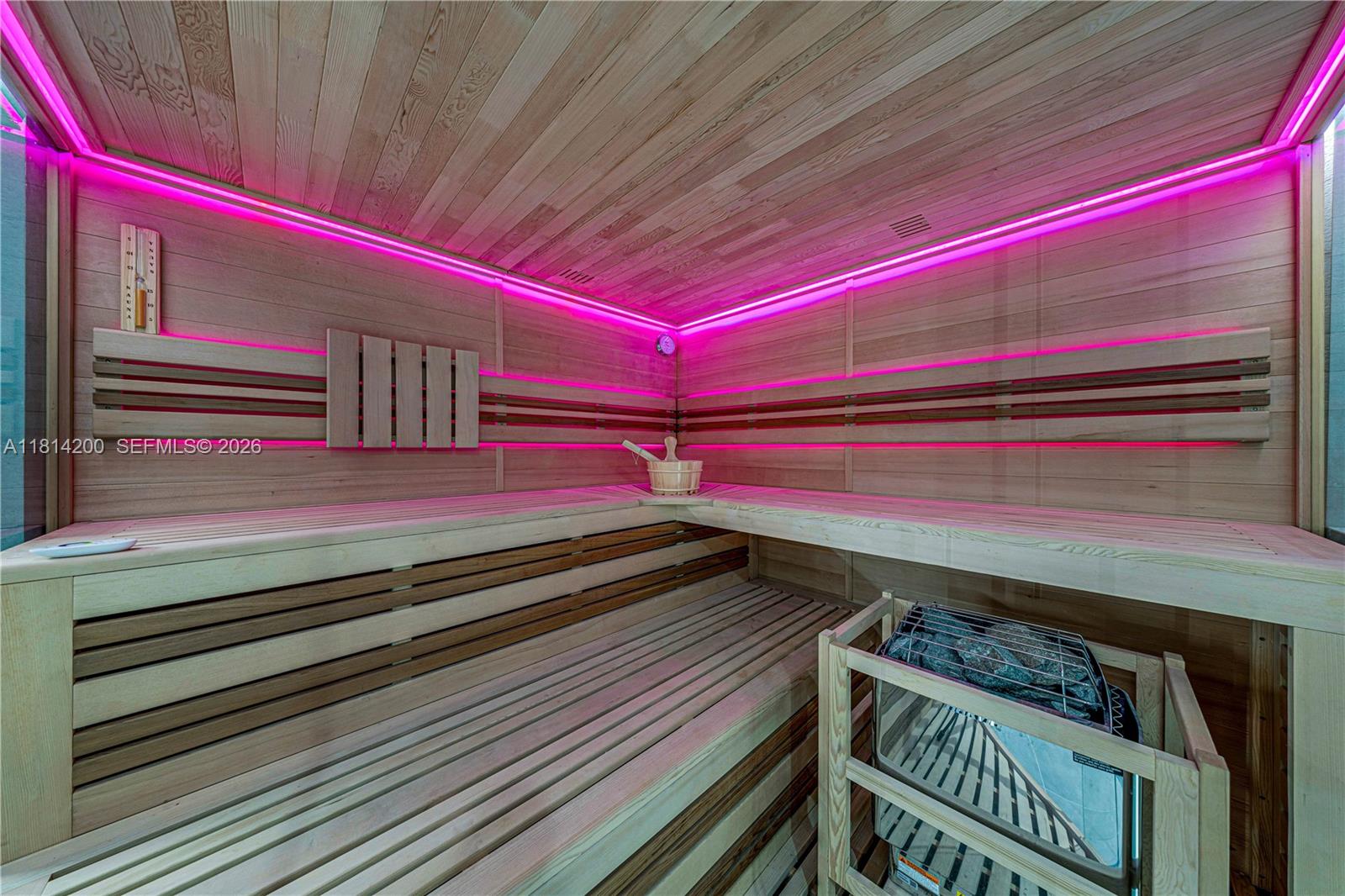 HIBISCUS ISLAND - Residential