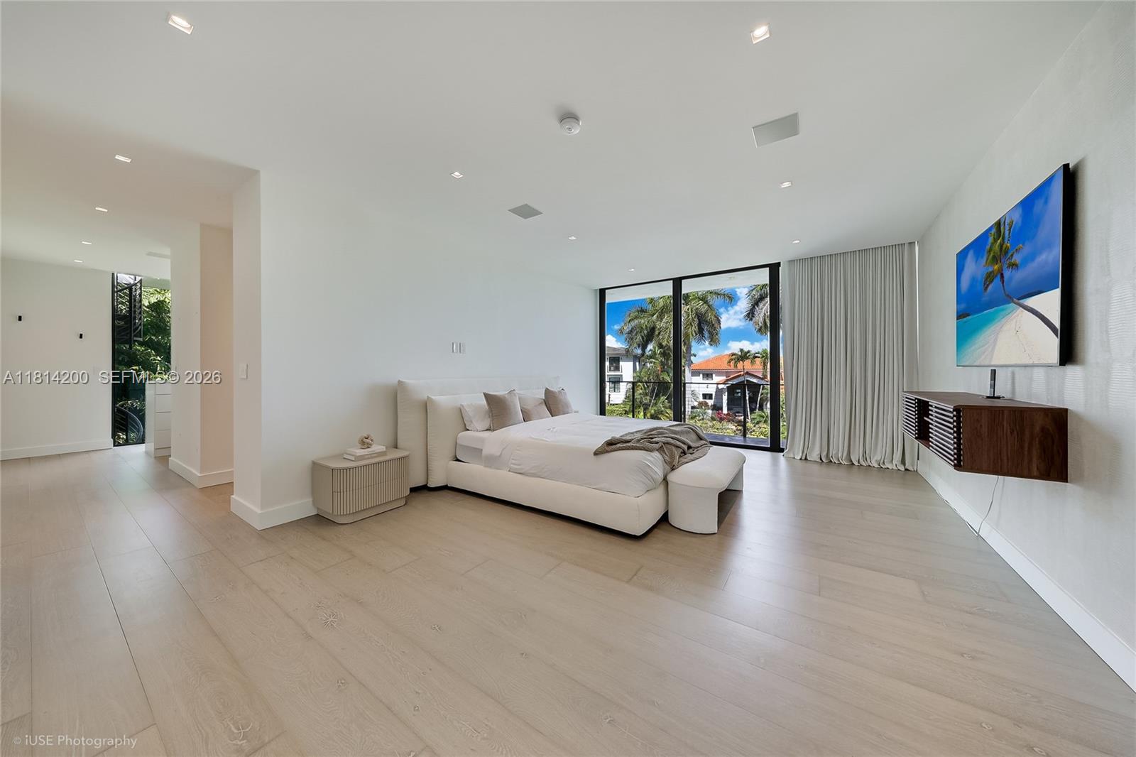 HIBISCUS ISLAND - Residential