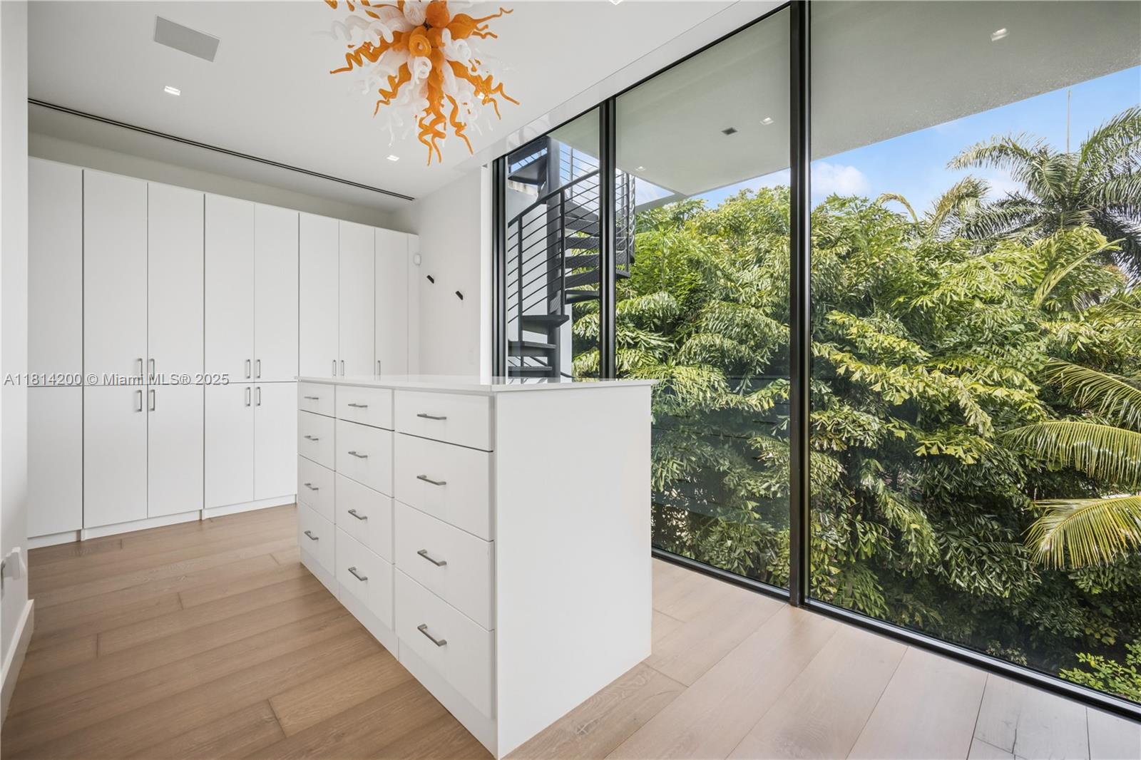 HIBISCUS ISLAND - Residential