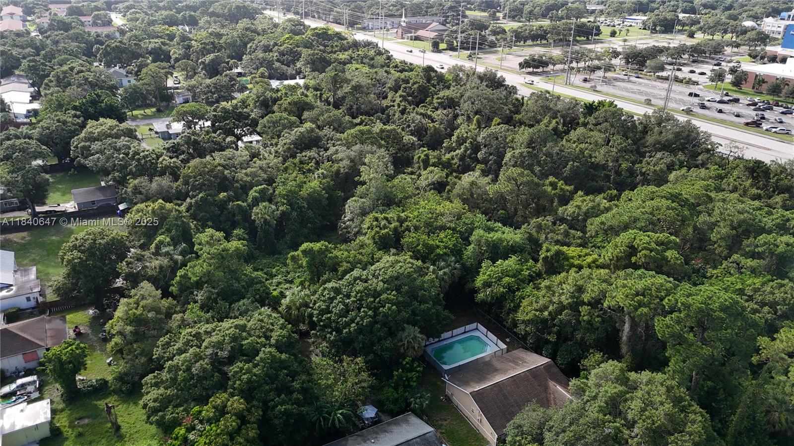 METES AND BOUNDS - Land