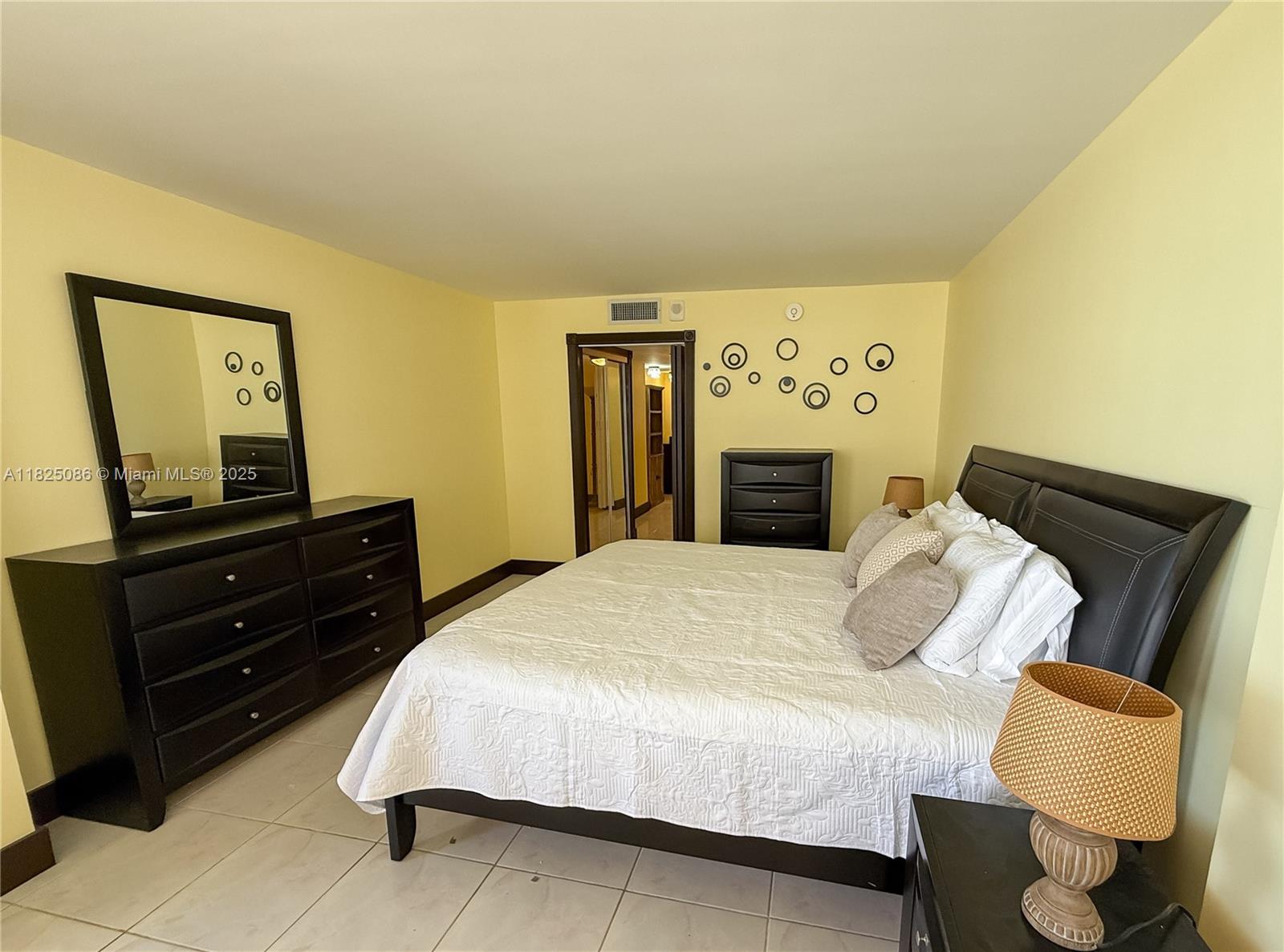 MAISON GRANDE CONDO - Residential