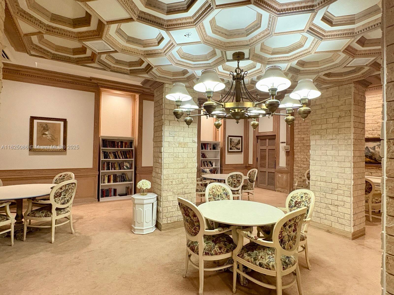 MAISON GRANDE CONDO - Residential