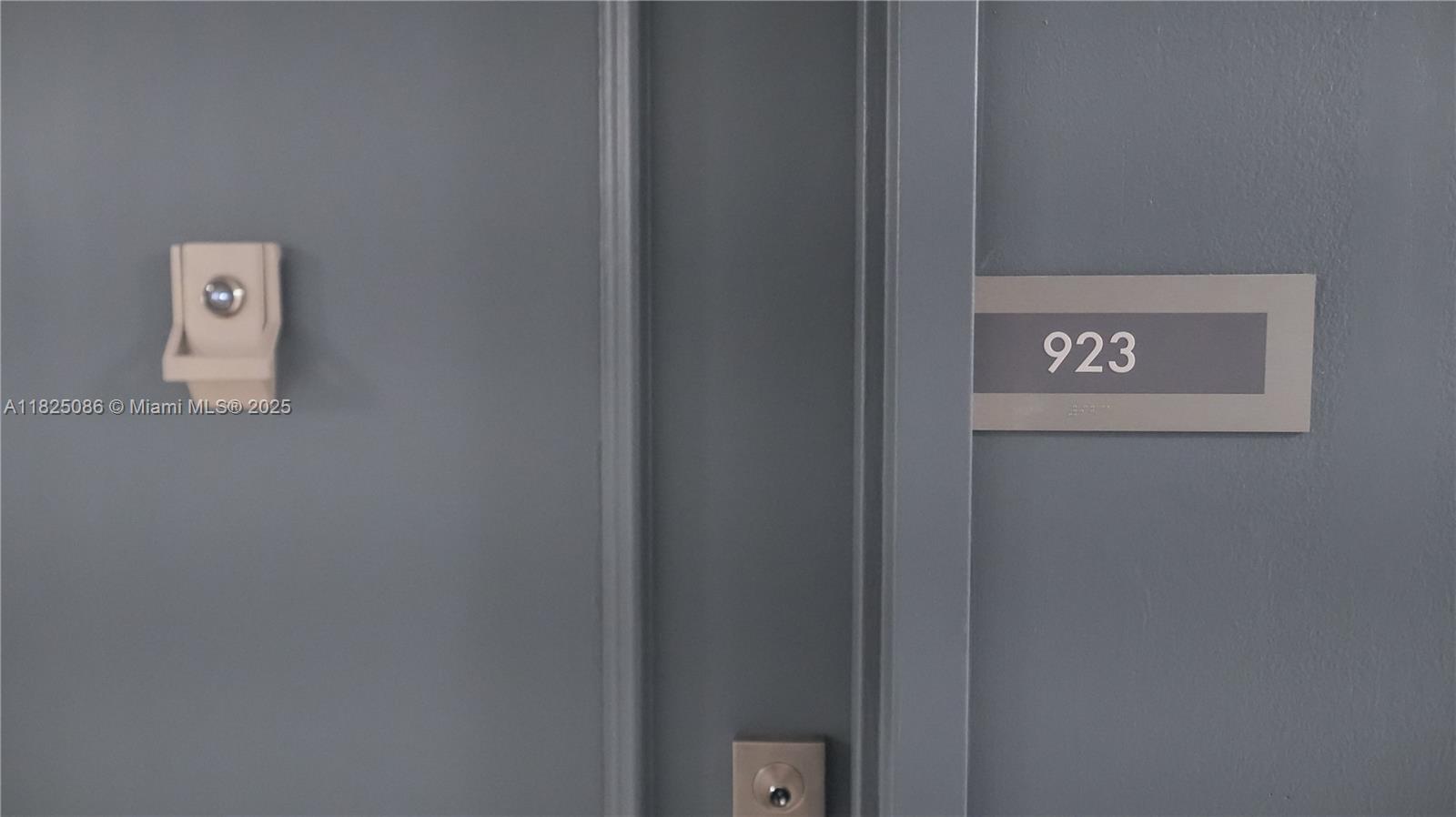 MAISON GRANDE CONDO - Residential