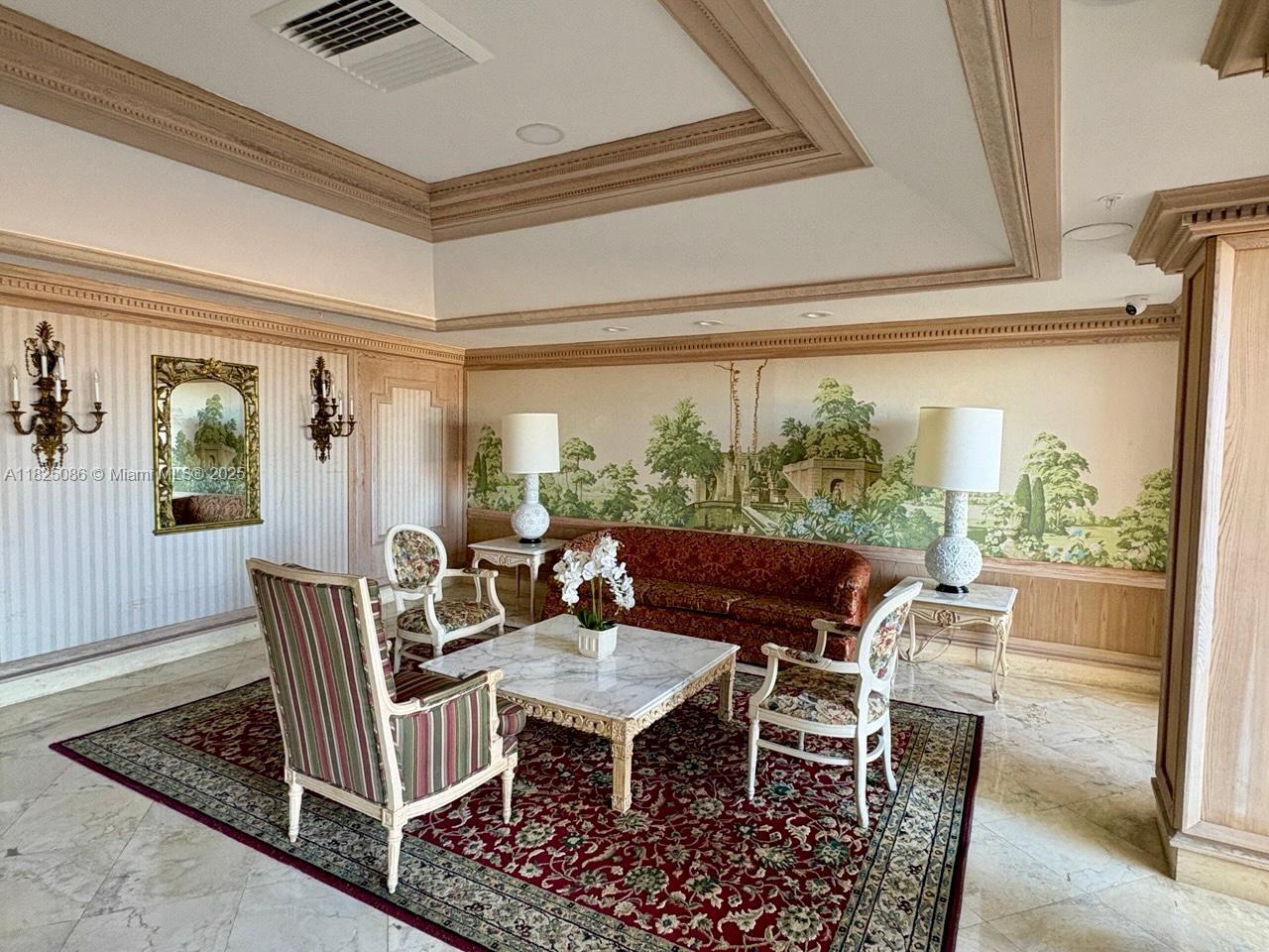 MAISON GRANDE CONDO - Residential