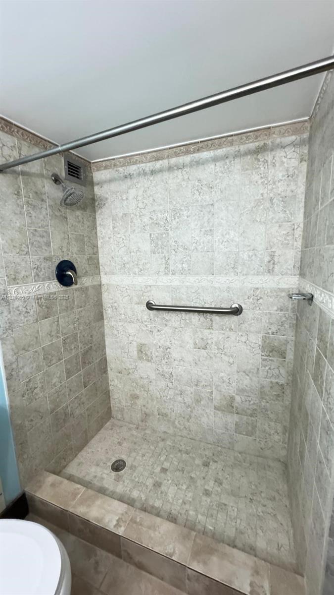 MAISON GRANDE CONDO - Residential