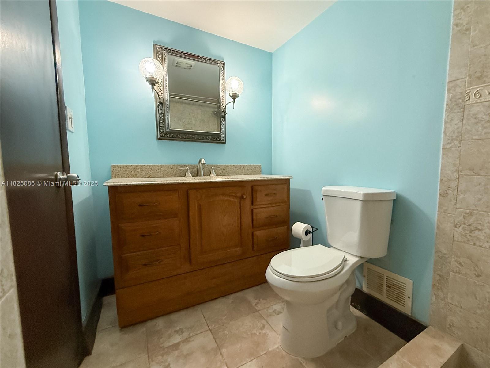 MAISON GRANDE CONDO - Residential