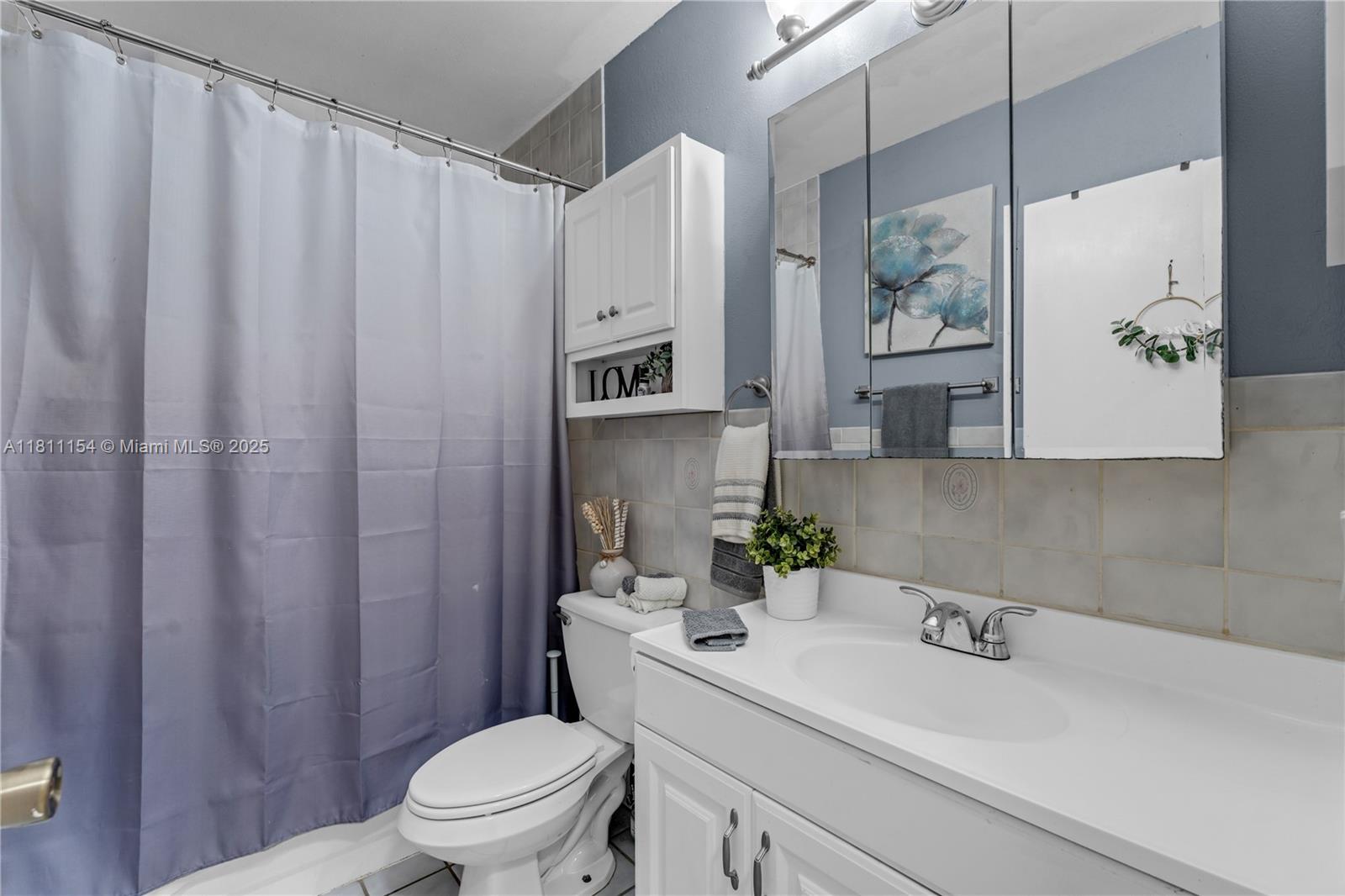 HOMRIV SUBDIVISION - Residential