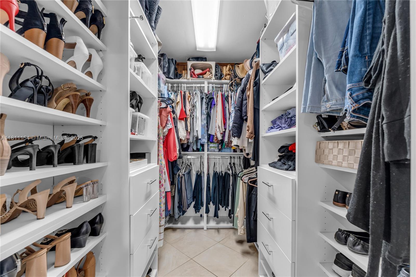 HOMRIV SUBDIVISION - Residential