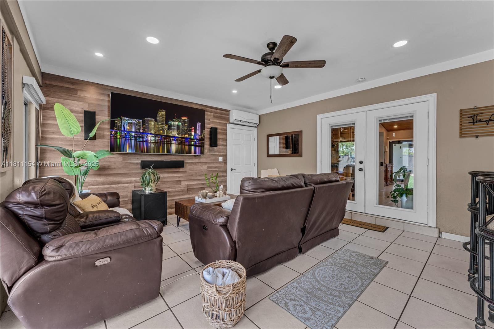 HOMRIV SUBDIVISION - Residential